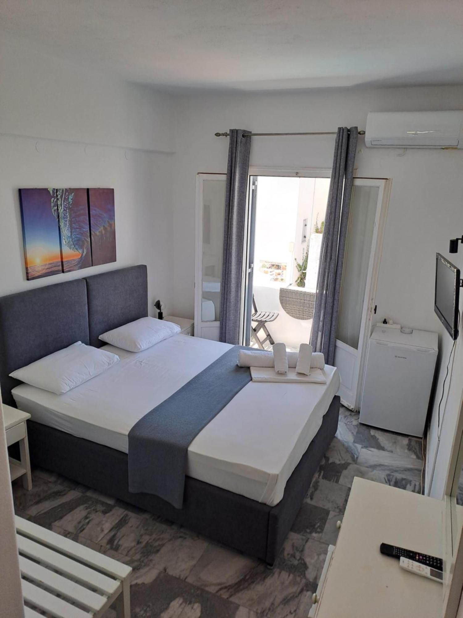 Oceanis Resort Парікія Екстер'єр фото